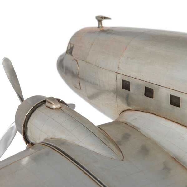 Model samolotu Dakota DC-3 by Authentic Models